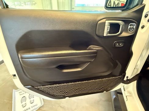 Used 2021 Jeep Wrangler Unlimited Sport AWD/4WD image 23