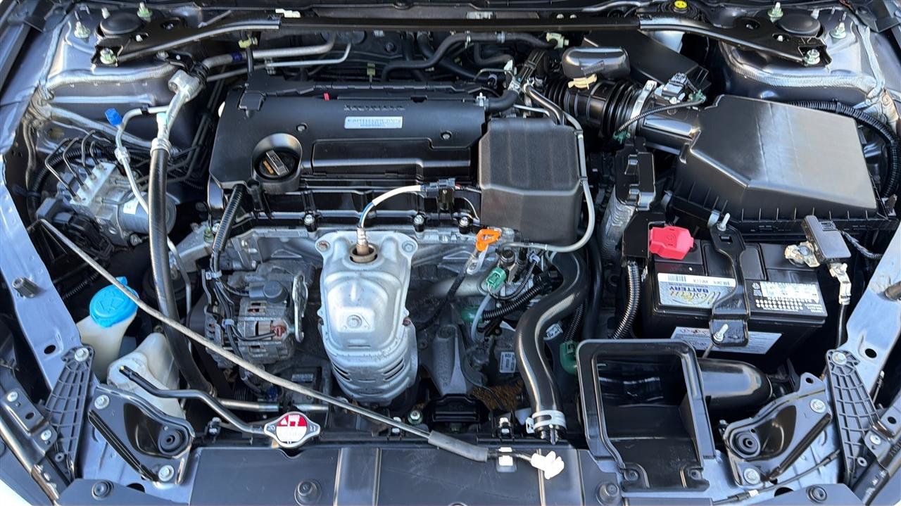 Used 2016 Honda Accord EX image 30