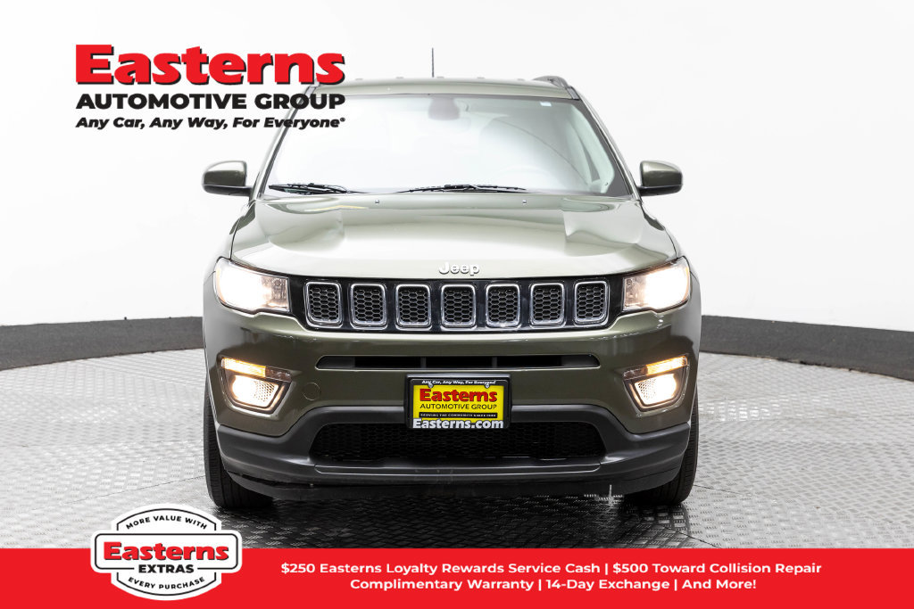 Used 2021 Jeep Compass Latitude AWD/4WD image 3