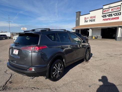 Used 2018 Toyota RAV4 LE w/ All Weather Liner Package FWD image 7