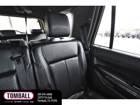Used 2020 Ford Expedition XLT w/ Equipment Group 202A image 12