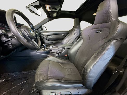 Used 2020 BMW M4 Coupe w/ M Driver's Package image 22