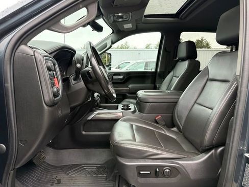 Used 2020 Chevrolet Silverado 2500 LTZ w/ LTZ Premium Package image 11