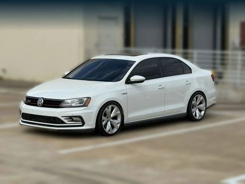 Used 2016 Volkswagen Jetta GLI SEL FWD image 3