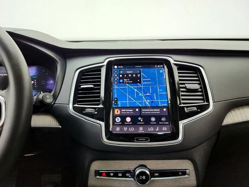 Certified 2024 Volvo XC90 T8 Ultimate w/ Protection Package Premier AWD/4WD image 36