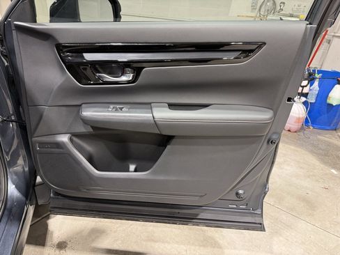 Used 2023 Honda CR-V Sport Touring image 46