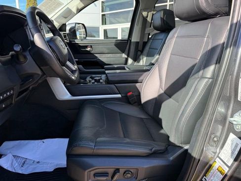 Used 2023 Toyota Tundra Limited image 16