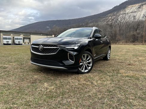 Used 2023 Buick Envision Avenir image 1