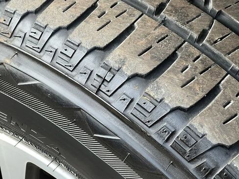 Used 2025 RAM 1500 Limited image 8