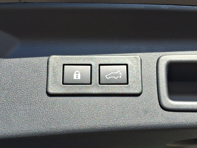 Used 2026 Subaru Forester Premium AWD/4WD image 30