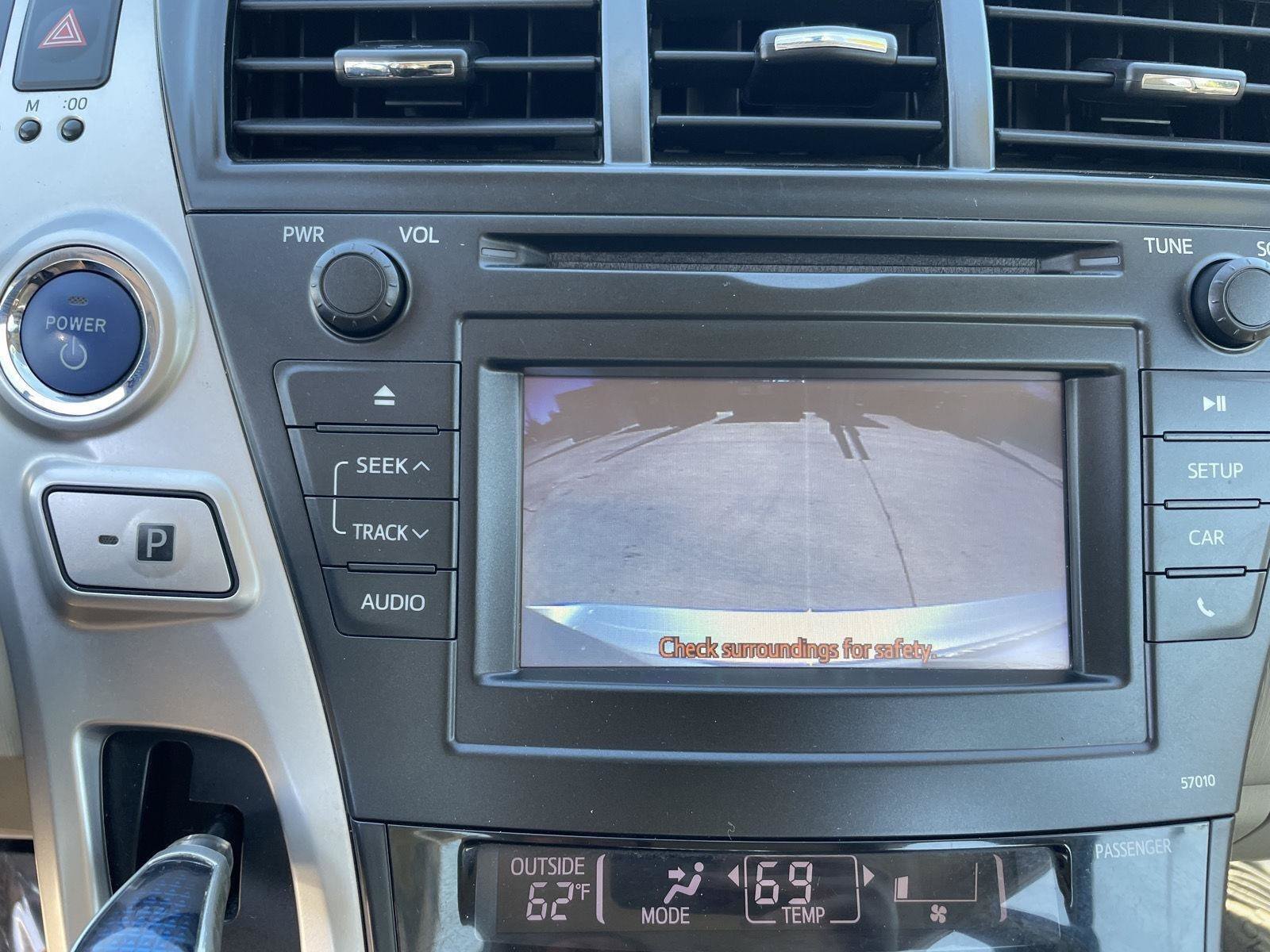 Used 2013 Toyota Prius V Two FWD image 4