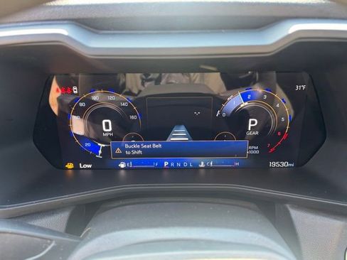 Used 2024 Chevrolet Colorado W/T image 13