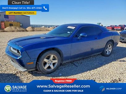 Used 2010 Dodge Challenger SE