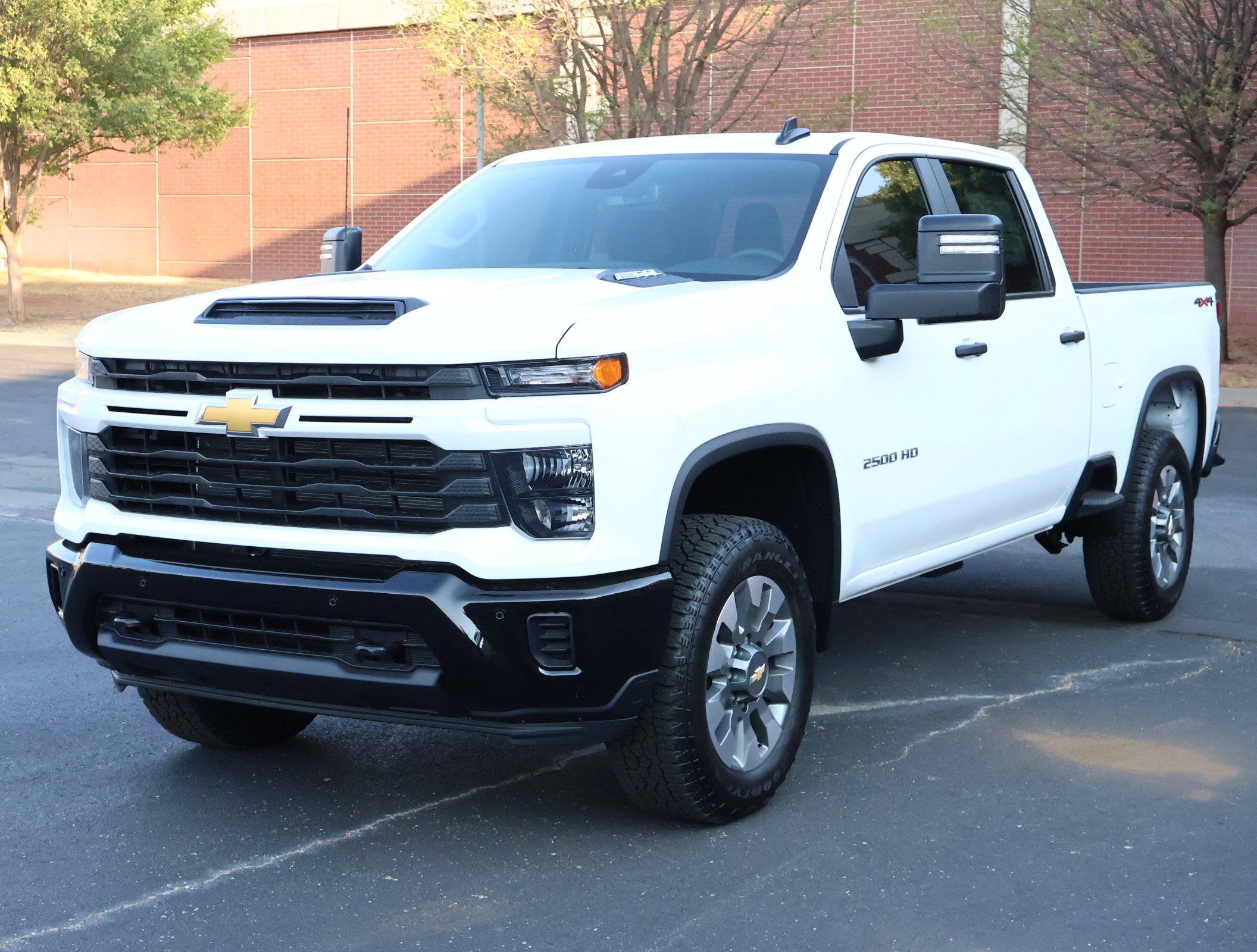 New 2026 Chevrolet Silverado 2500 Custom w/ Custom Value Package AWD/4WD image 25