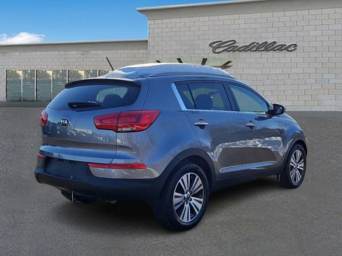 Used 2016 Kia Sportage EX image 4
