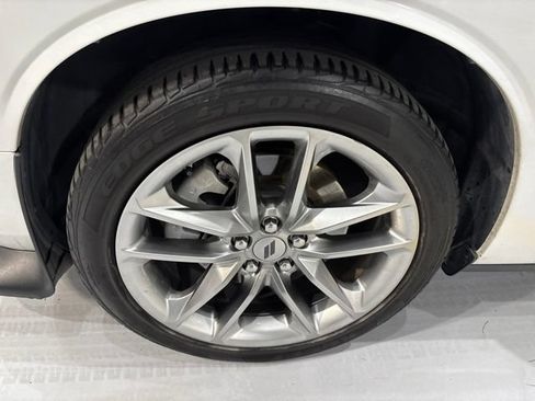 Used 2022 Dodge Challenger GT AWD/4WD image 36