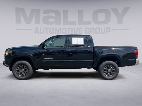 Used 2023 Toyota Tacoma SR5 AWD/4WD image 2