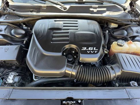 Used 2020 Dodge Challenger SXT RWD image 8