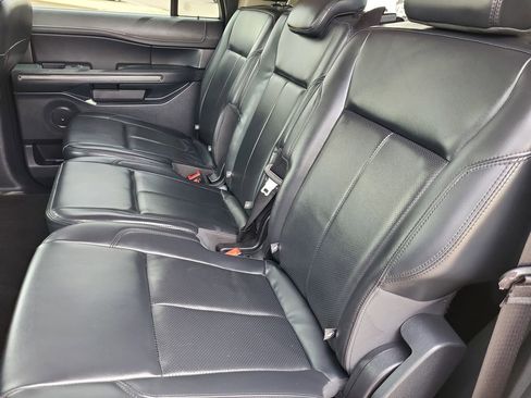 Used 2022 Ford Expedition Max XLT AWD/4WD image 12