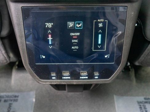 New 2026 GMC Yukon XL AT4 Ultimate AWD/4WD image 16