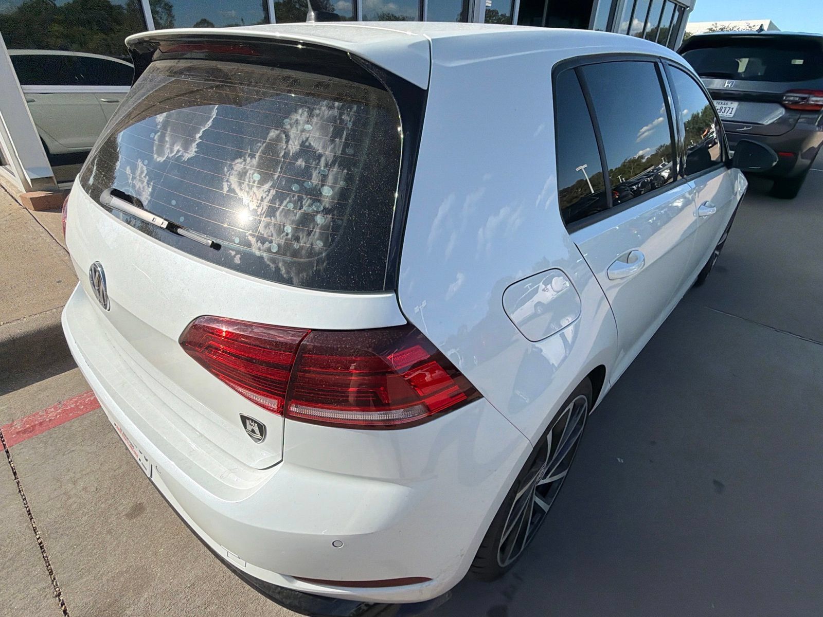 Used 2019 Volkswagen Golf R 4-Door AWD/4WD image 6