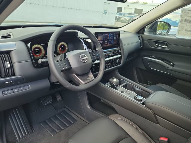 New 2026 Nissan Pathfinder SL AWD/4WD image 16