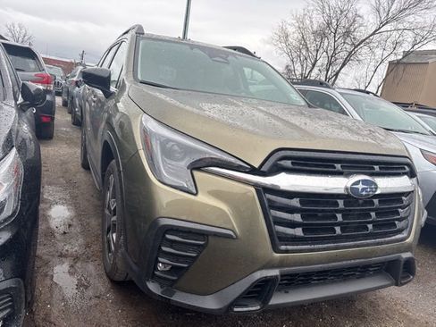 Used 2025 Subaru Ascent Limited image 13