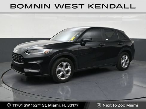 Used 2025 Honda HR-V LX image 1