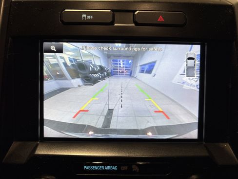 Used 2015 Ford F150 XLT w/ Equipment Group 302A Luxury image 27