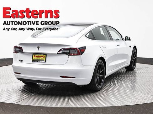 Used 2020 Tesla Model 3 Standard Range image 5