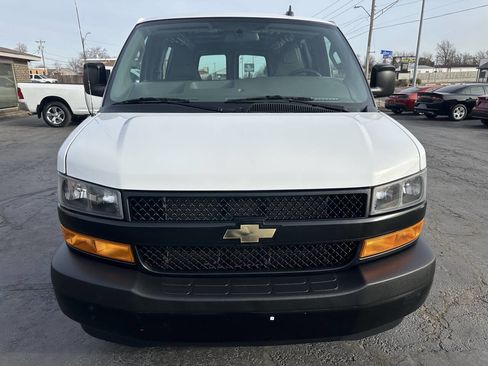 Used 2020 Chevrolet Express 2500 w/ Enhanced Convenience Package image 4