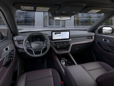 New 2025 Ford Explorer Platinum image 11