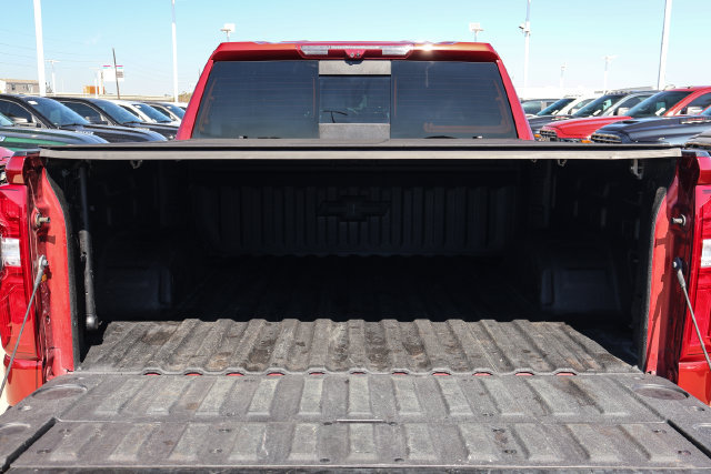 Used 2025 Chevrolet Silverado 1500 High Country w/ High Country Premium Package AWD/4WD image 7