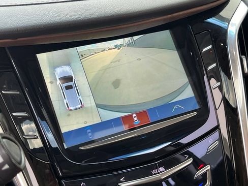 Used 2018 Cadillac Escalade ESV Luxury AWD/4WD image 33