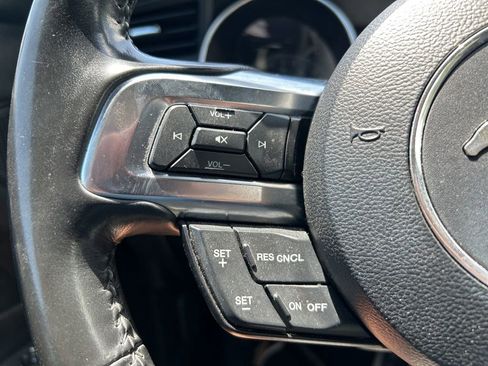 Used 2022 Ford Mustang Premium image 20