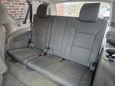 Used 2018 GMC Yukon XL SLT w/ Premium Edition image 12