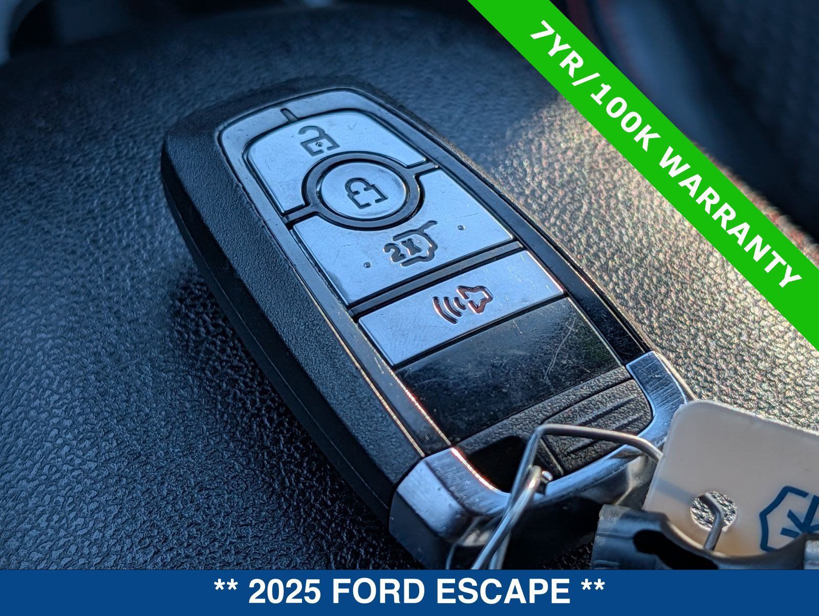 Used 2025 Ford Escape ST-Line FWD image 33