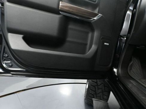 Used 2021 Chevrolet Silverado 1500 RST w/ Texas Edition Plus image 22