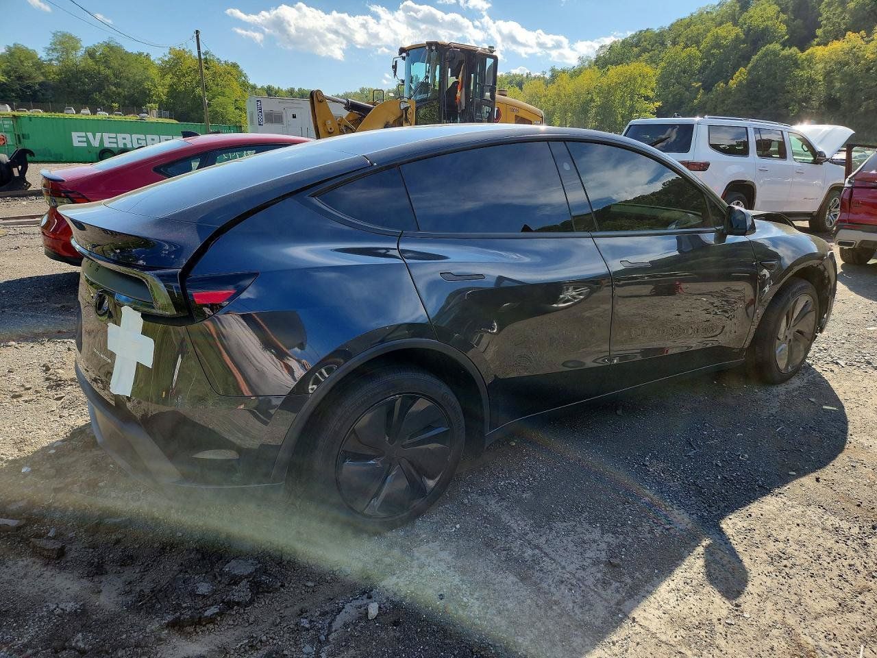 Used 2026 Tesla Model Y AWD image 5