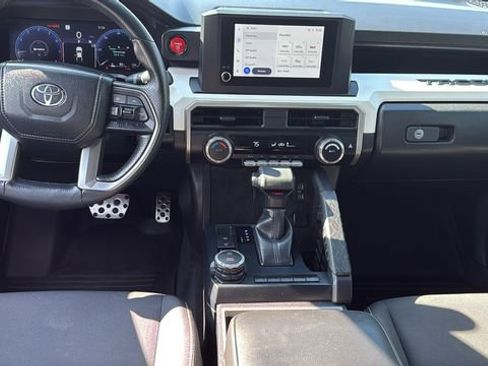 Used 2024 Toyota Tacoma 4x4 Double Cab image 28