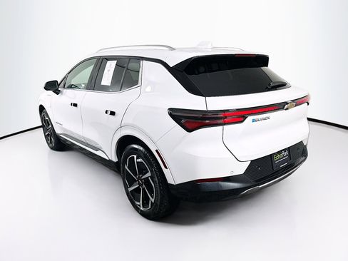 Used 2025 Chevrolet Equinox EV LT image 5