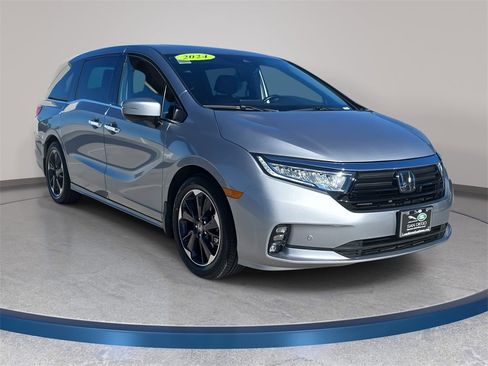 Used 2024 Honda Odyssey Elite image 4