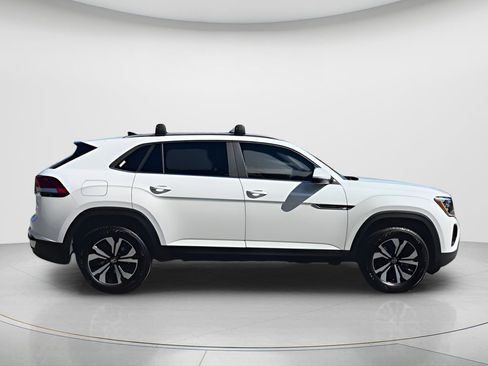 New 2026 Volkswagen Atlas Cross Sport SE AWD/4WD image 9