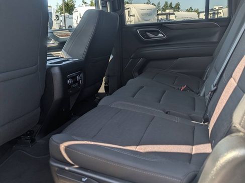 Used 2022 Chevrolet Suburban LS AWD/4WD image 26
