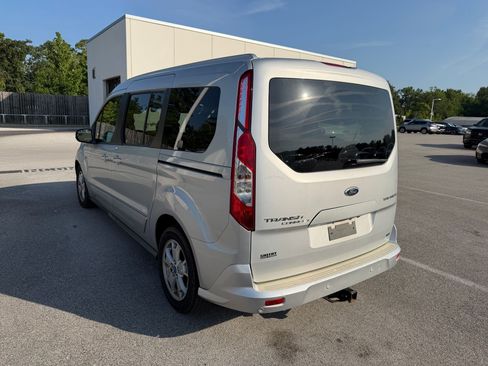 Used 2016 Ford Transit Connect Titanium FWD image 3