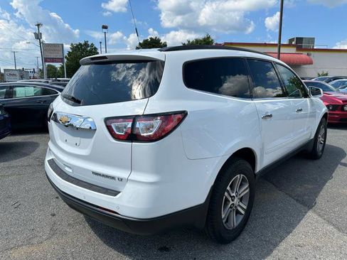 Used 2016 Chevrolet Traverse LT image 5