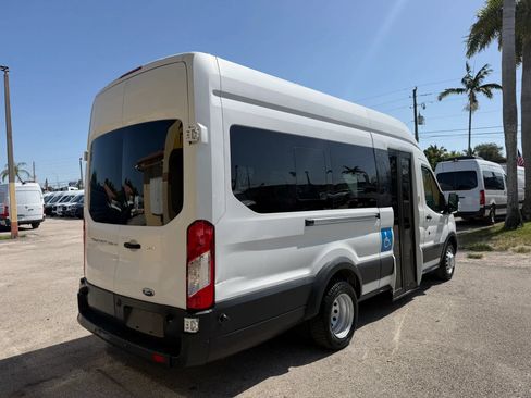 Used 2017 Ford Transit 350 XLT RWD image 8