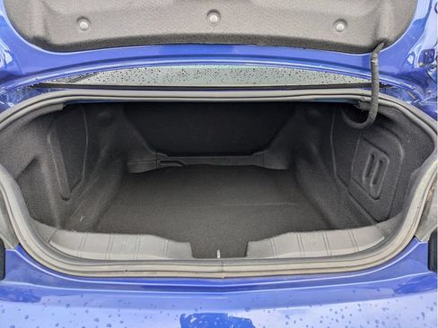 Used 2020 Chevrolet Camaro LT w/ RS Package RWD image 7