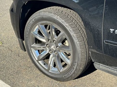 Used 2016 Chevrolet Tahoe LTZ AWD/4WD image 4