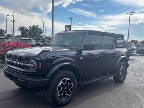 Used 2021 Ford Bronco Outer Banks AWD/4WD image 6